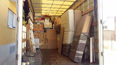 solicita precios para transportar muebles san isidro  valencia ciudad capital
