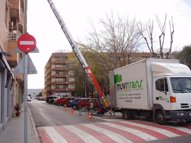 Elevadores para mudanzas barrio de Benicalap